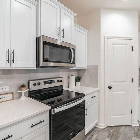 Gorgeous New Townhome/Charlotte! Kültér fotó