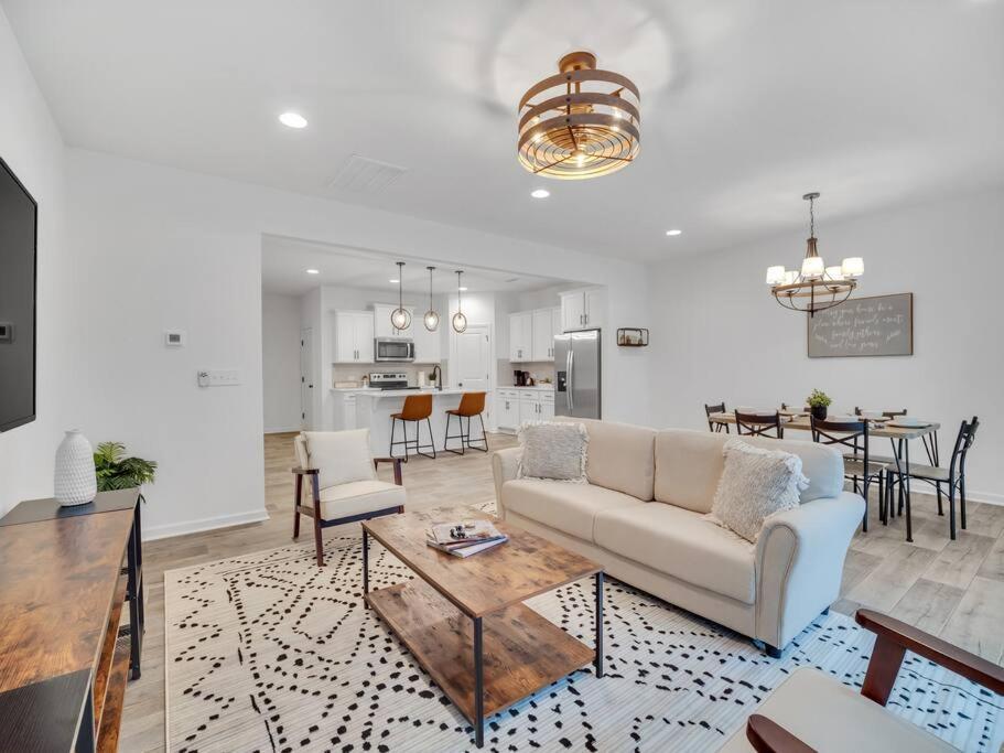 Gorgeous New Townhome/Charlotte! Kültér fotó